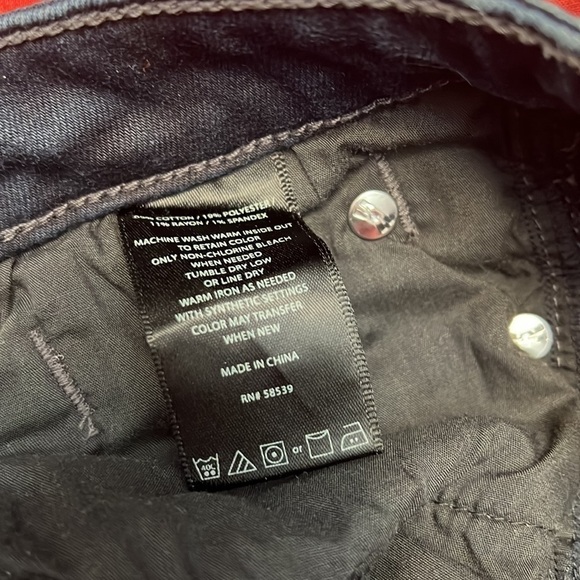 Kut from the Kloth Diana Ankle Distressed Skinny Jeans - Picture 9 of 9